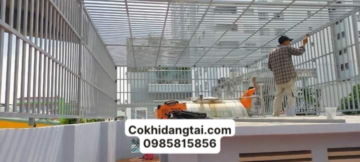 khung bảo vệ sân thượng