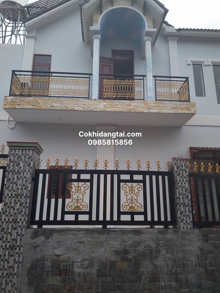 làm hàng rào sắt giá rẻ