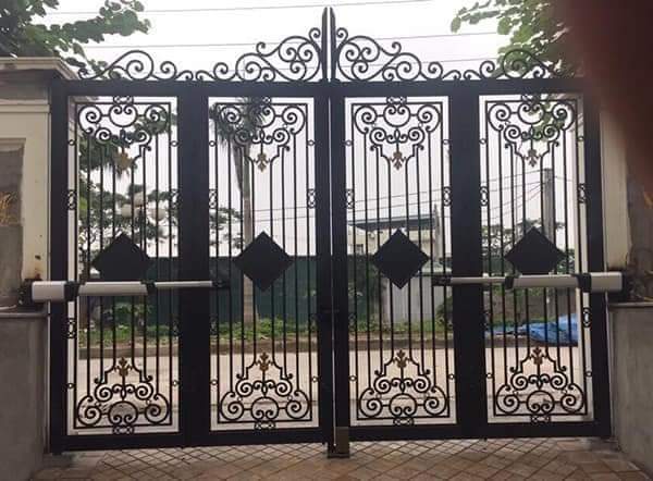 đội thợ chuyên làm cửa cổng mỹ thuật tại long thành