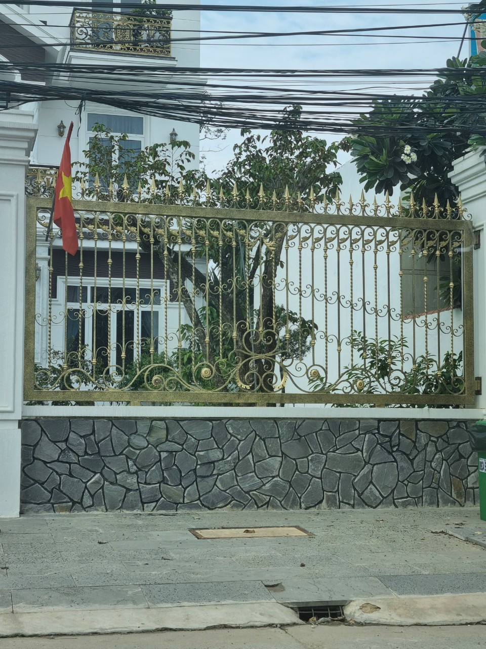 dịch vụ làm hàng rào sắt mỹ thuật tại long khánh
