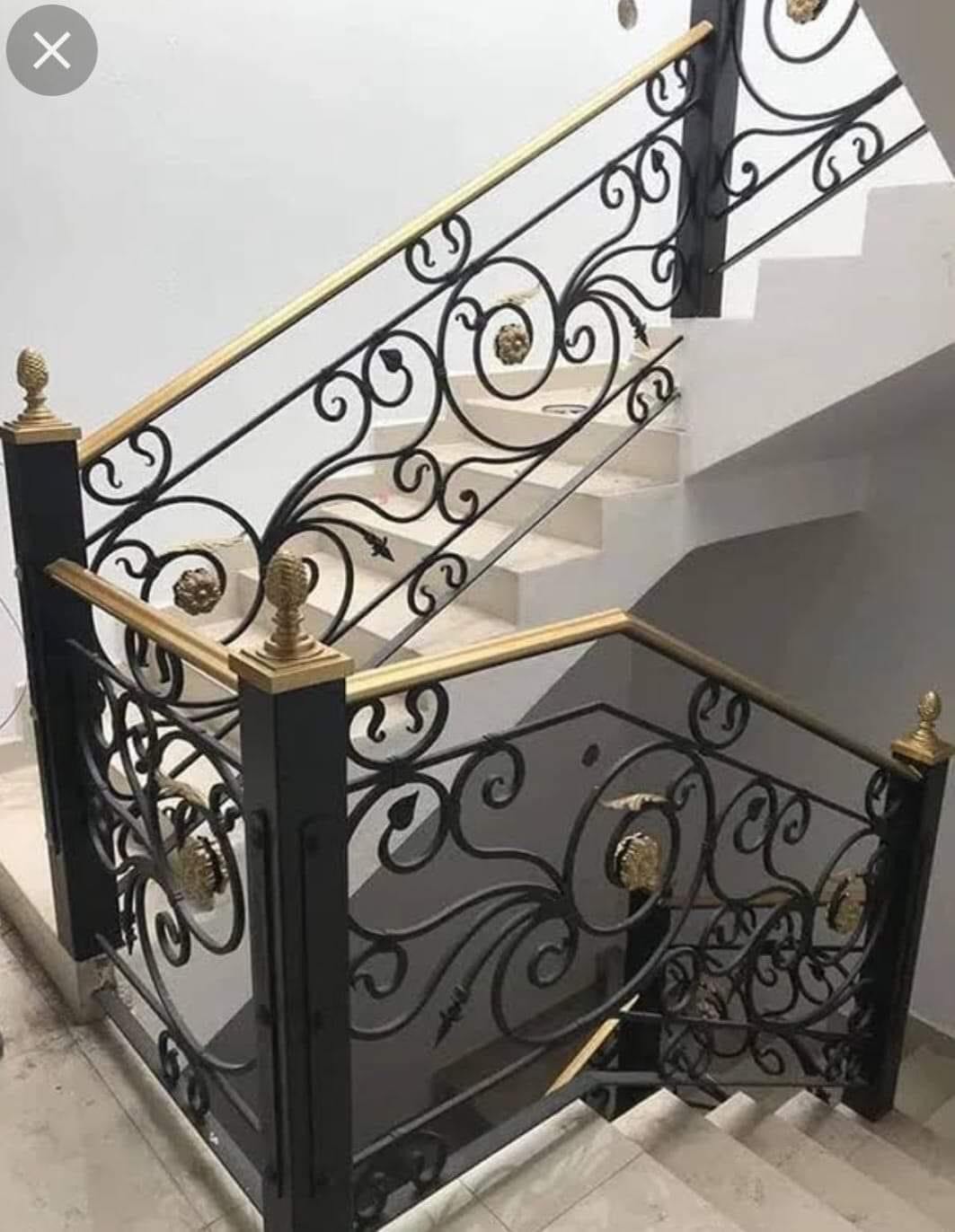 thi công lan can cầu thang sắt tại xuyên mộc